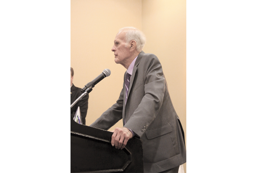 Chamber honors community members