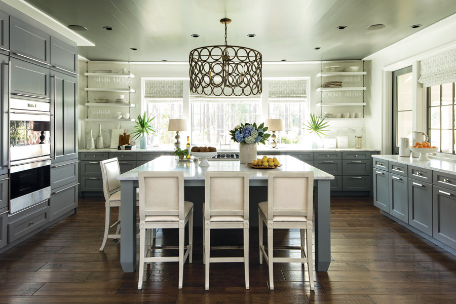 Fresh colors and textures for a functional kitchen style