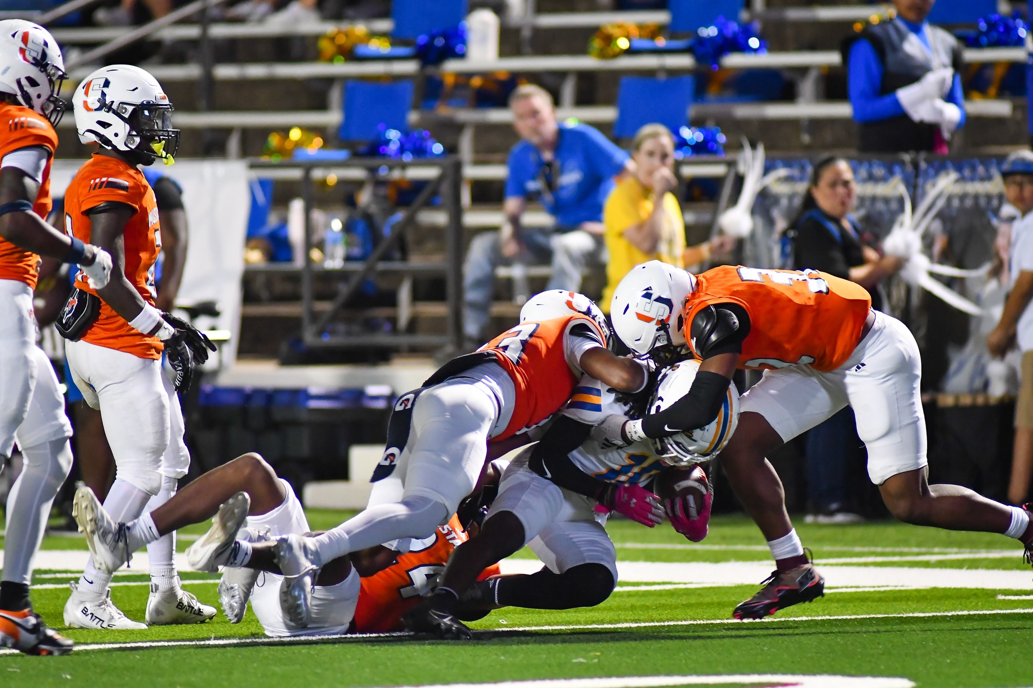 Swann’s INT thwarts Lakeview Centennial’s 2nd-half surge